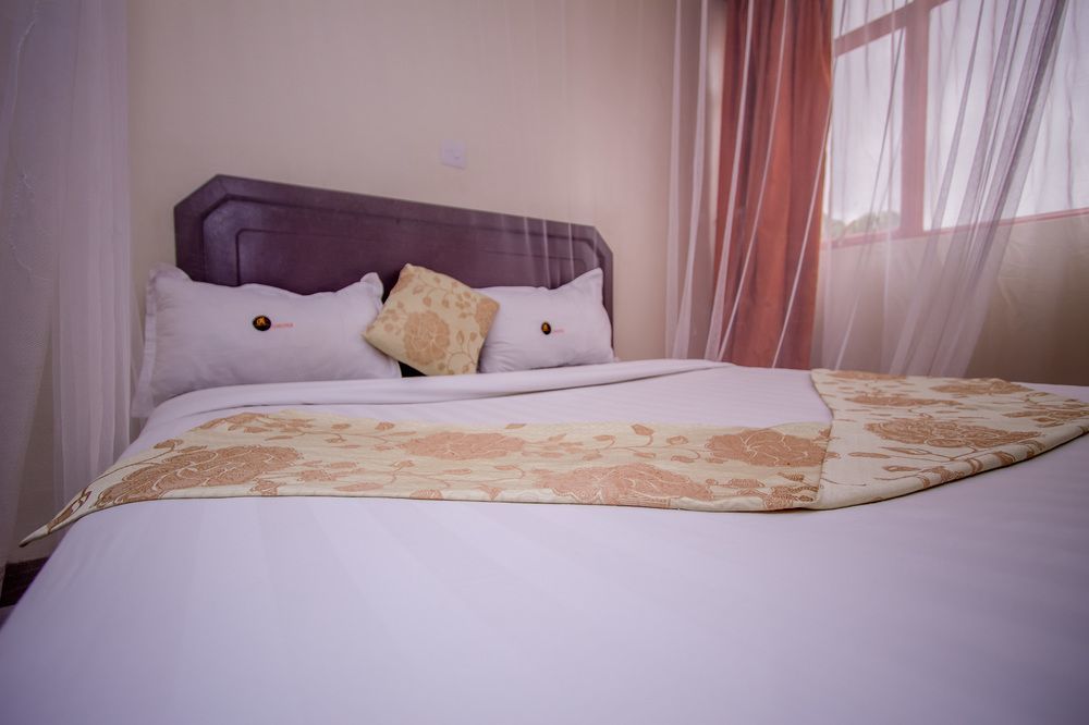 Chester Hotel Nakuru Exterior photo